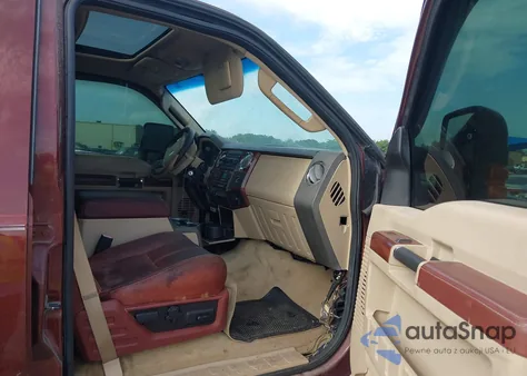 2008 Ford F250 Super Duty z USA, uszkodzony, nr VIN 1FTSW21R88EA64589